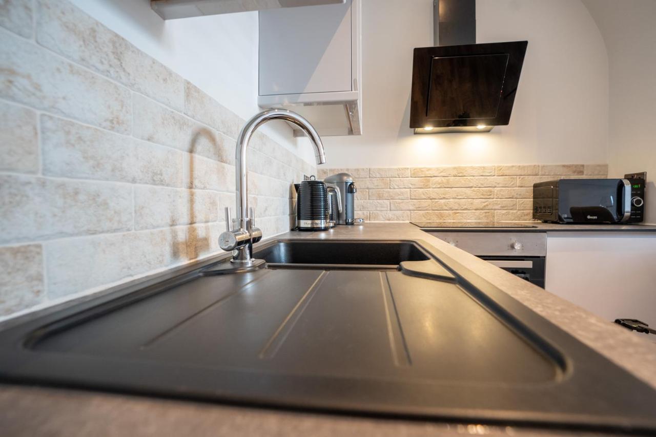 Watergate Penthouse - New 2 Bed Luxury Apartment In City Centre Chester Eksteriør billede